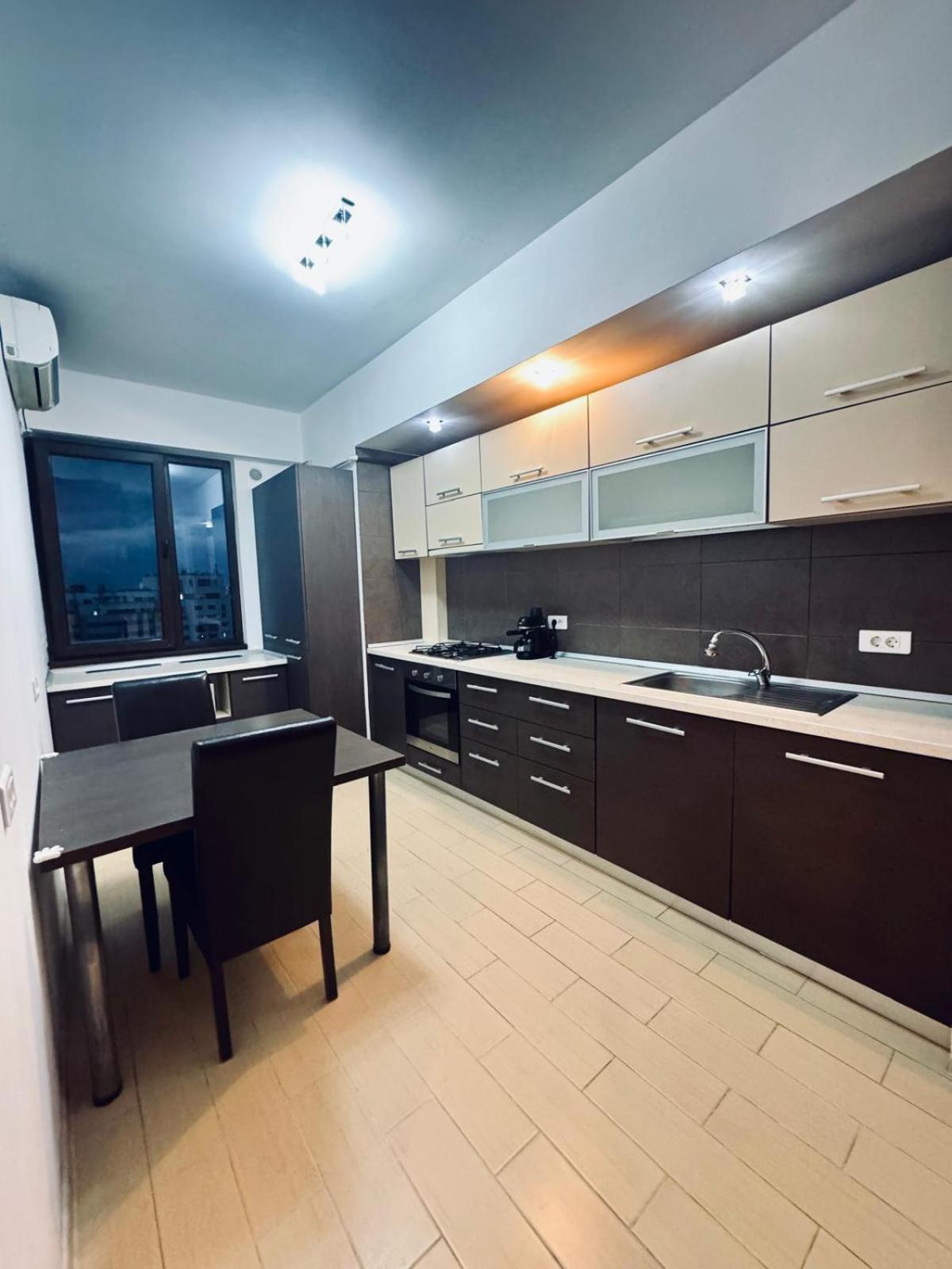 2 Rooms Urban Retreat Unirii Near City Center Bucharest Exterior photo